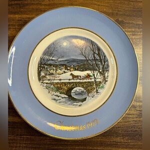 Avon 1979 Christmas Plate Series
